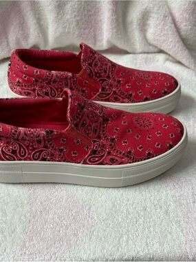 Red Paisley Slip-On Canvas Sneakers